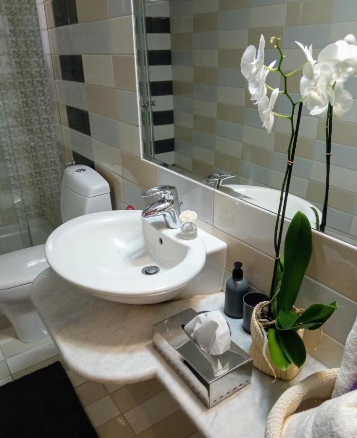 Luxury Apartment With Sea View Near Kallithea Koskinou  Extérieur photo